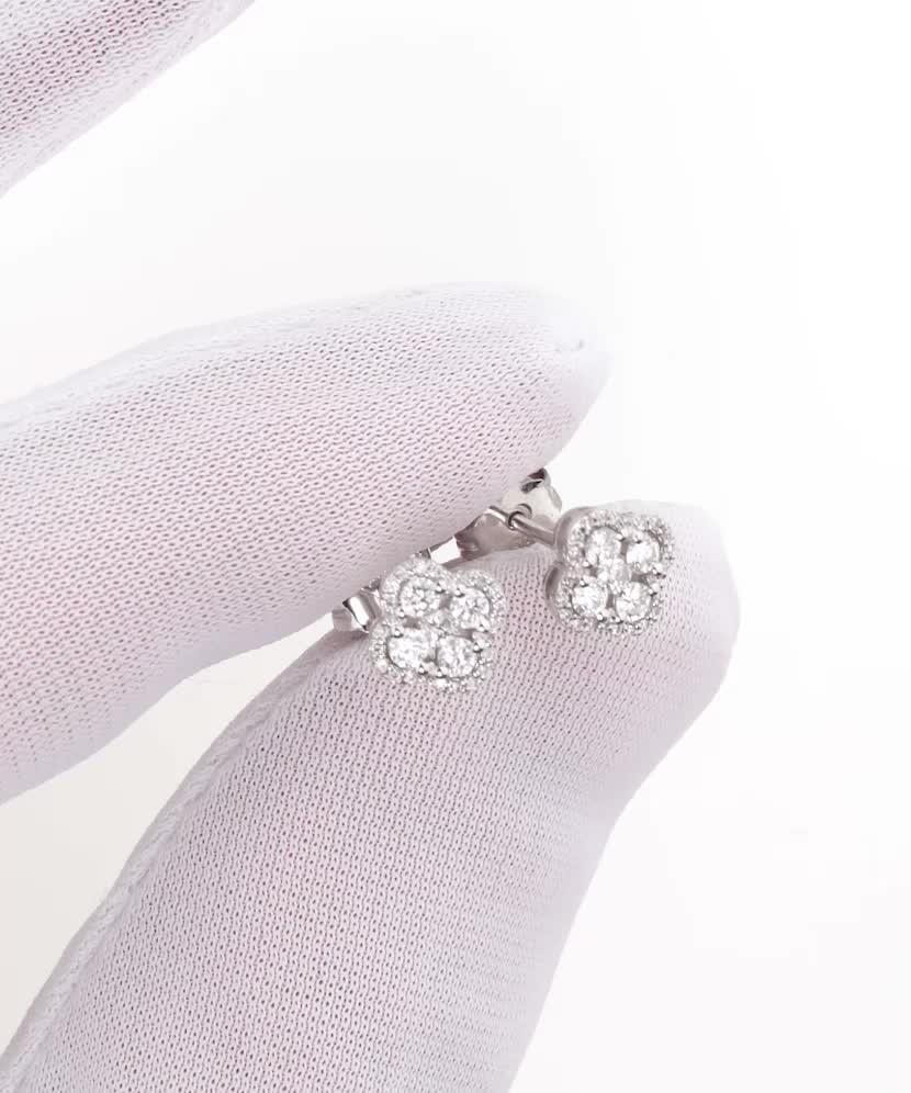 Baltā Zelta Auskari Ar Dimantiem