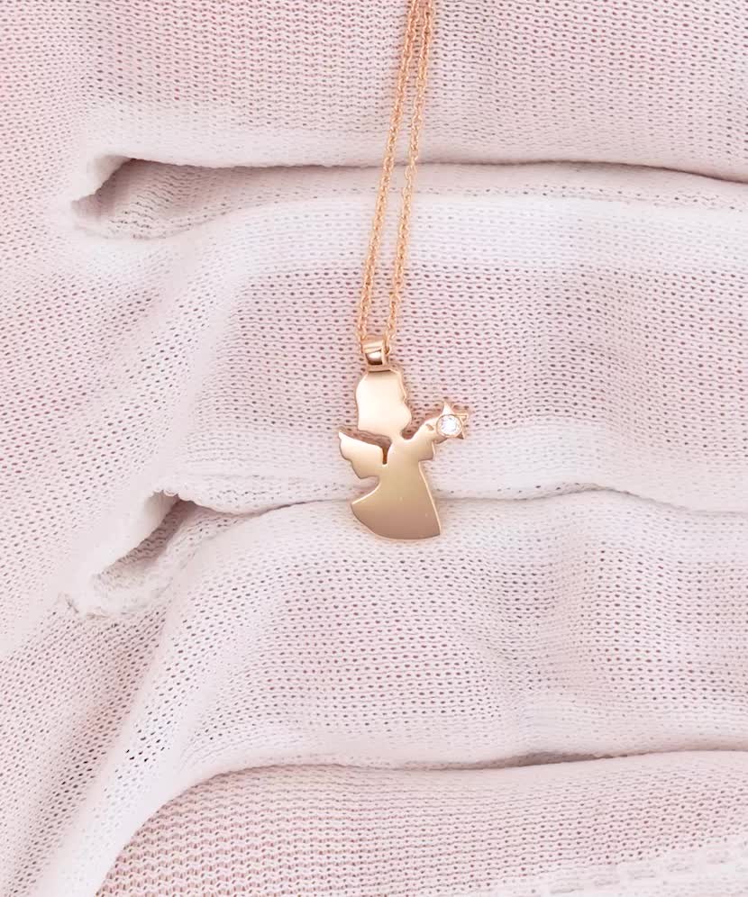 Золотая цепочка с бриллиантовым подвеской