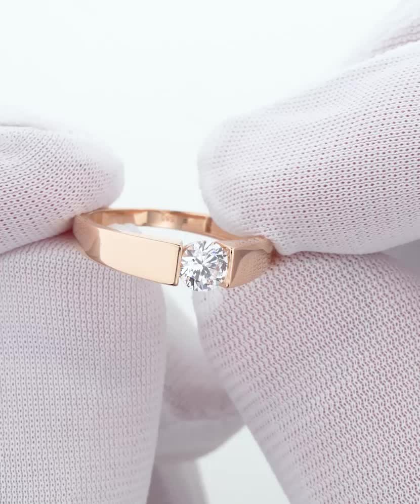 Zelta gredzens ar cirkoniju