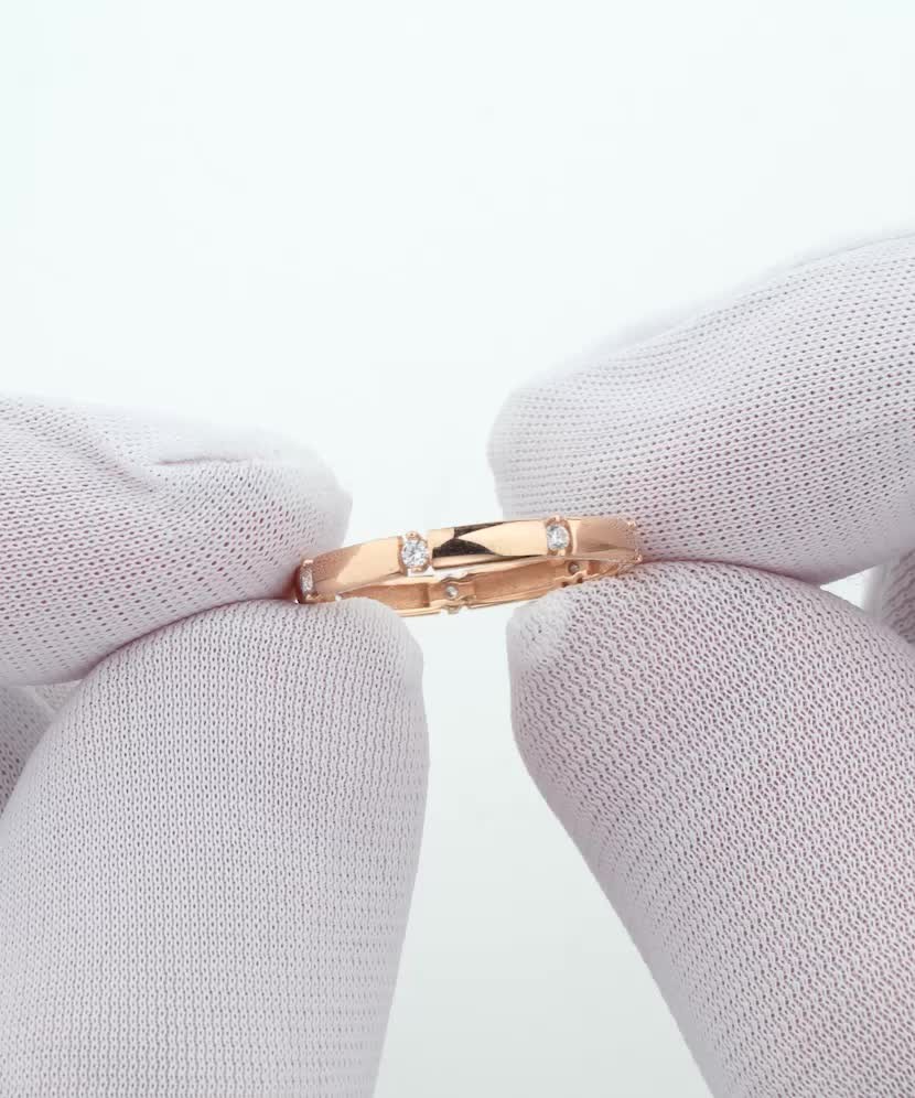 Zelta gredzens ar cirkonijiem