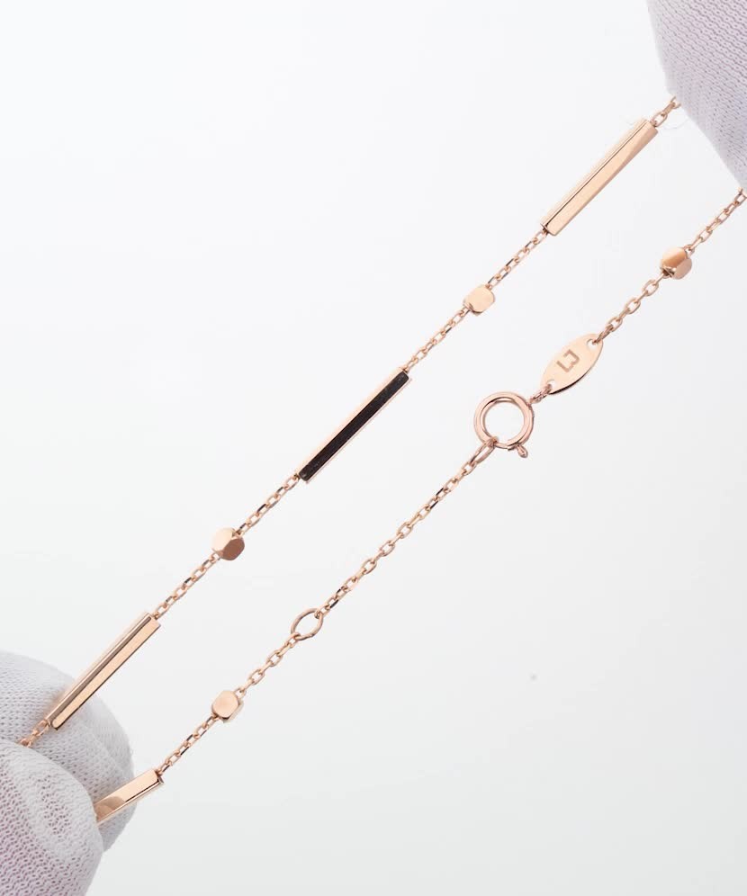 Золотой браслет