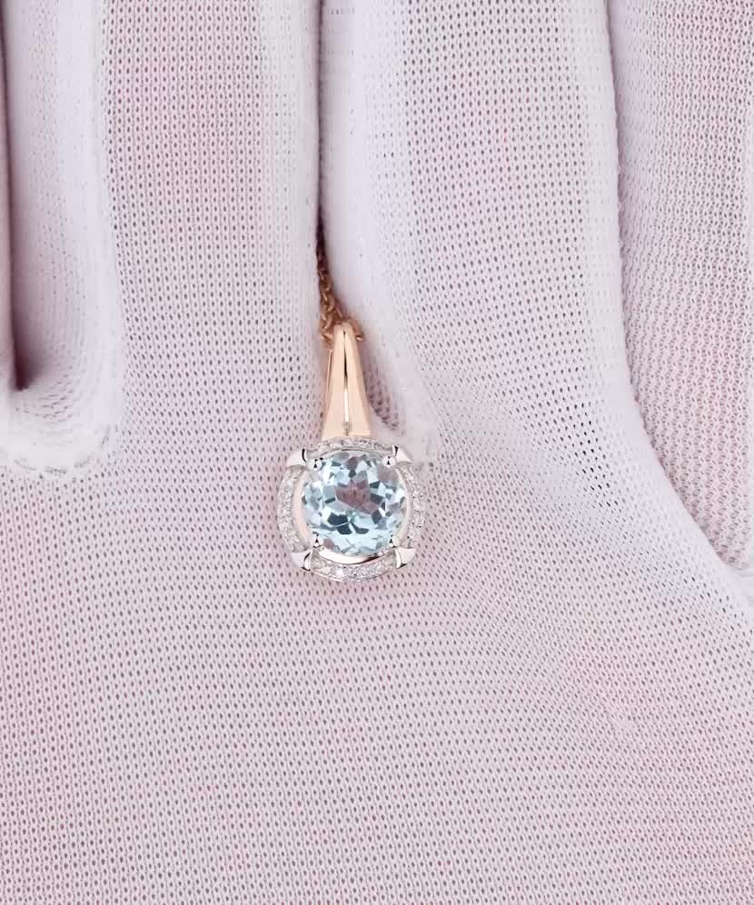 Zelta piekariņš ar topāzu un briljantiem