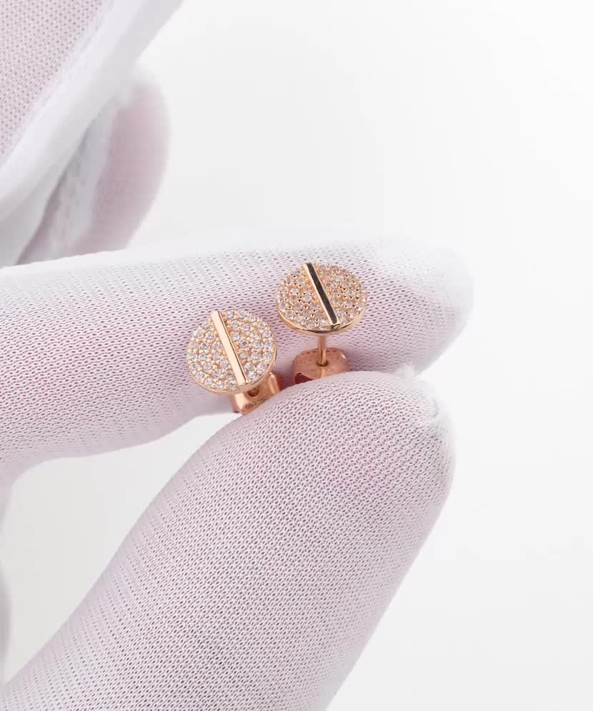 Золотые серьги с цирконами