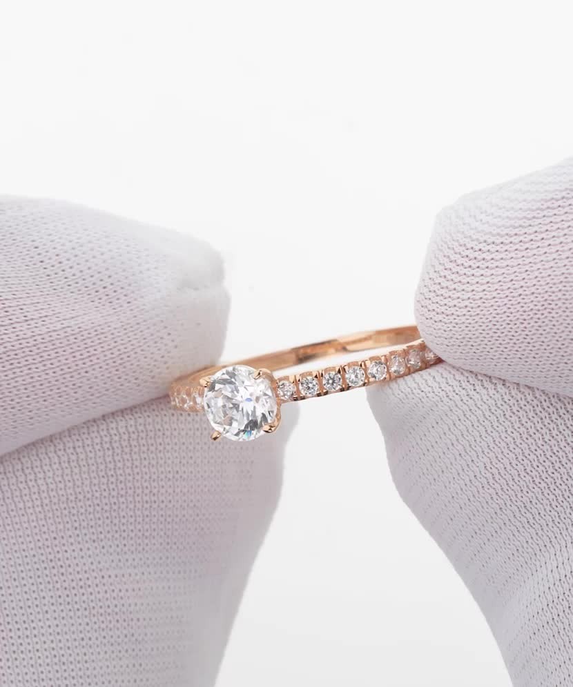 Zelta gredzens ar cirkonijiem