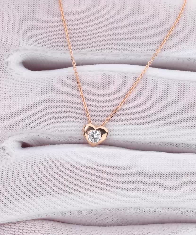 Zelta ķēdīte ar cirkonija piekariņu "Sirsniņa"