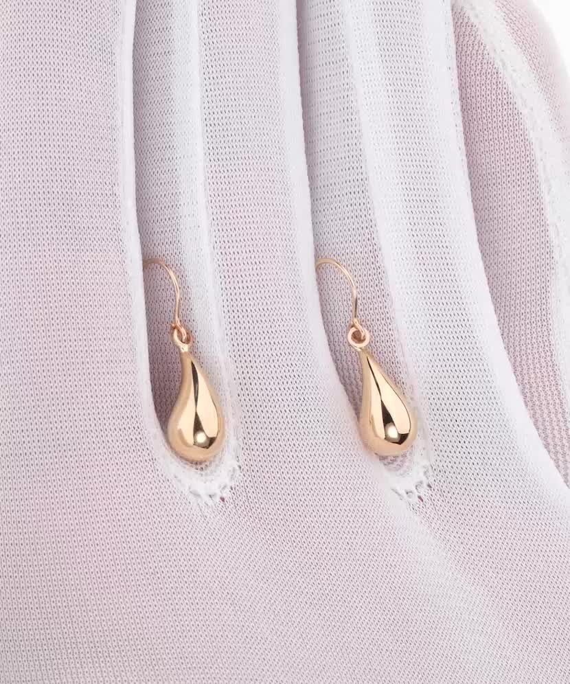 Золотые серьги