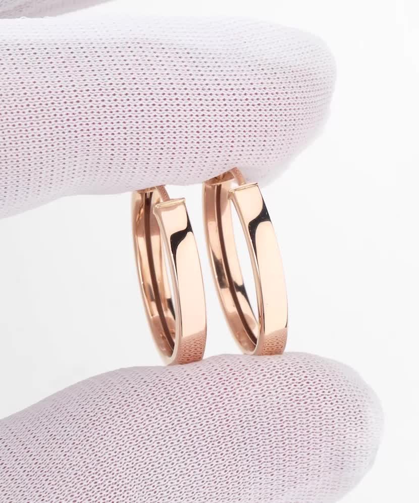 Золотые серьги