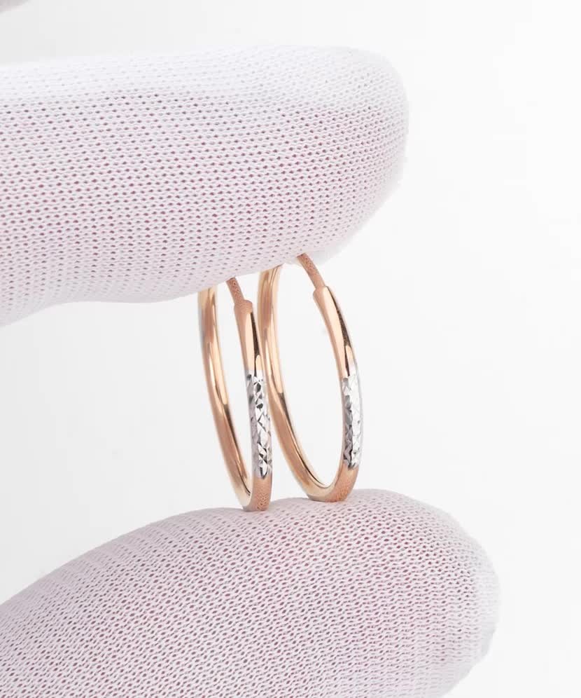 Zelta gravēti auskari