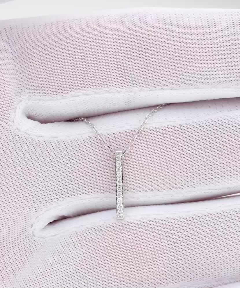 Baltā zelta ķēdīte ar dimanta kulonu