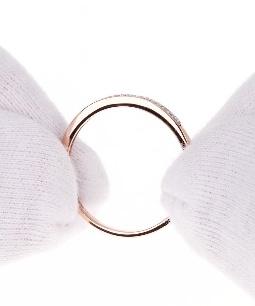 Золотое кольцо с бриллиантами