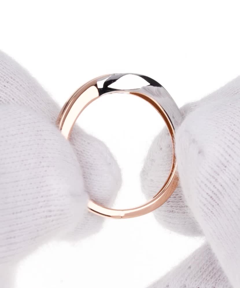 Золотое кольцо с бриллиантами