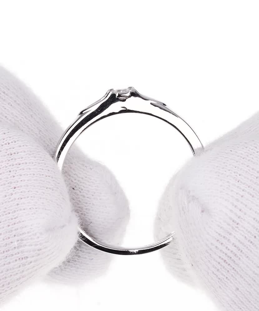 Кольцо из белого золота с бриллиантами