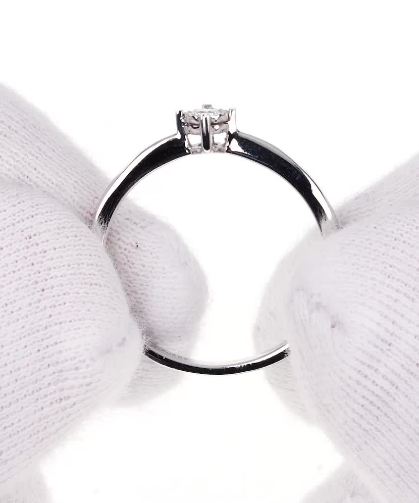 Baltā zelta gredzens ar briljantiem