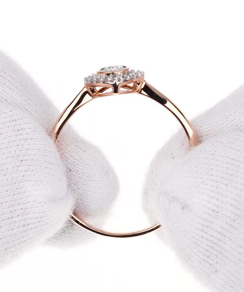 Золотое кольцо с бриллиантами