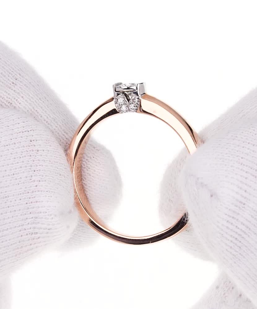 Золотое кольцо с бриллиантами