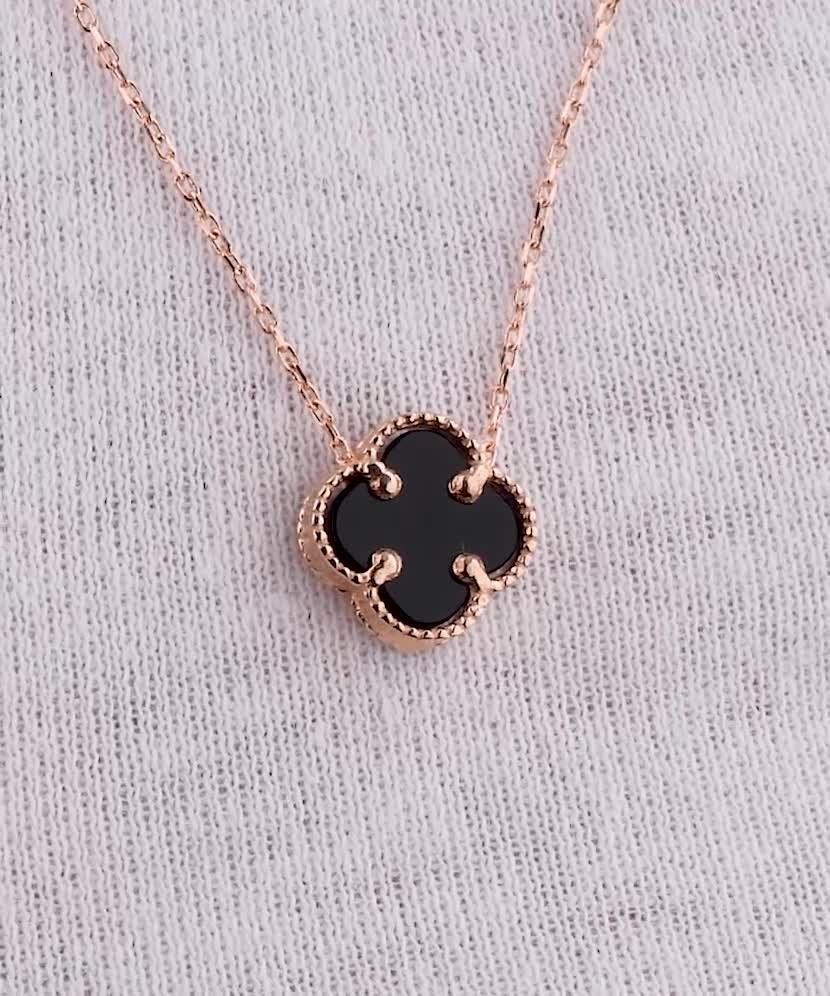 Zelta ķēdīte ar oniksa piekariņu - Goldinga