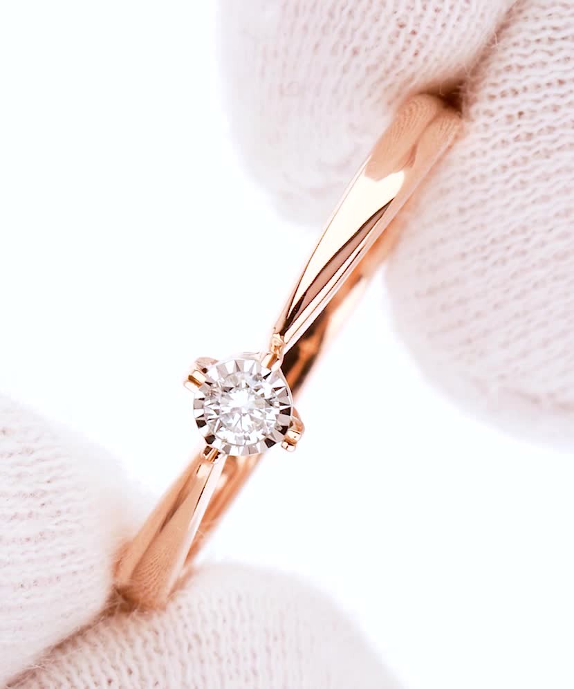 Серьги из золота с бриллиантами