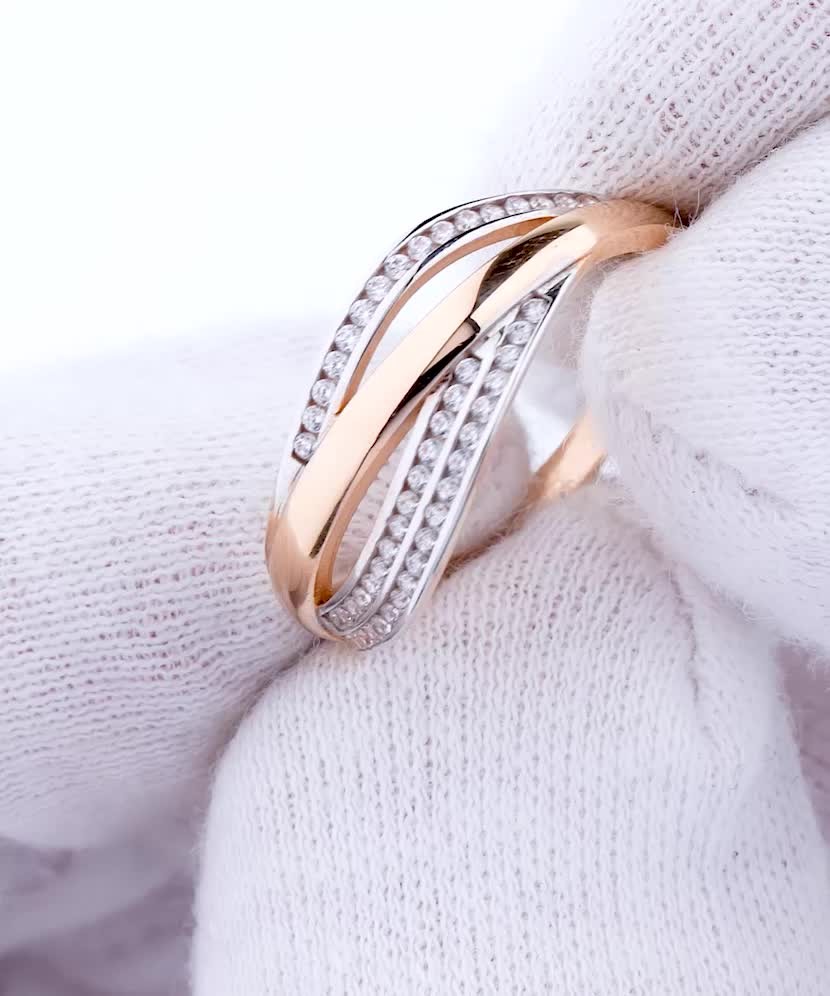 Золотое кольцо с цирконами