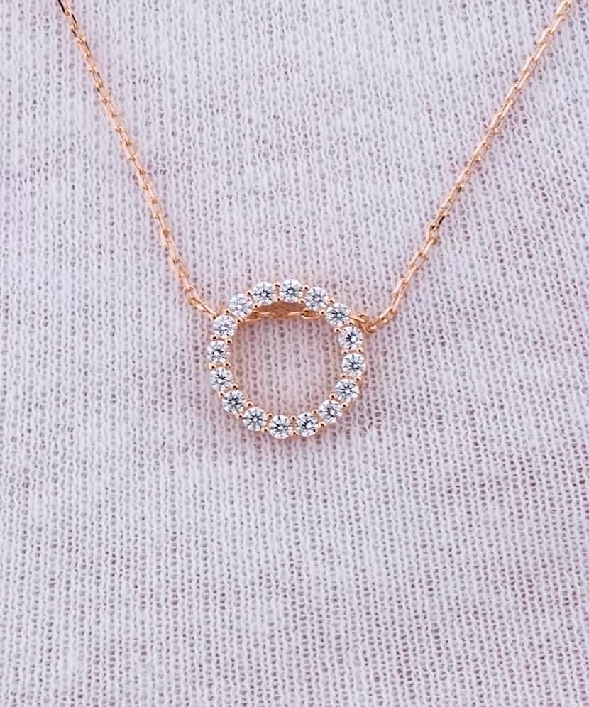 Золотая цепочка с подвеской из циркона