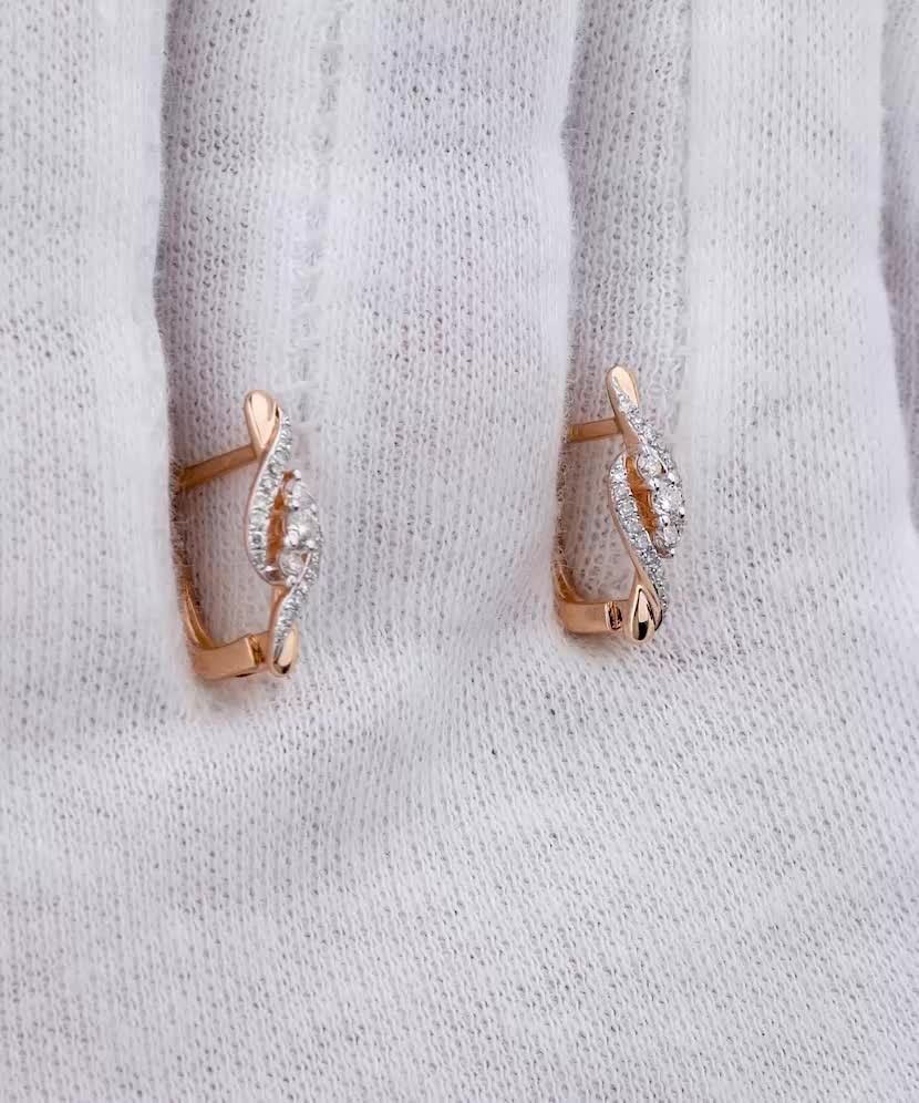 Золотые серьги с алмазами