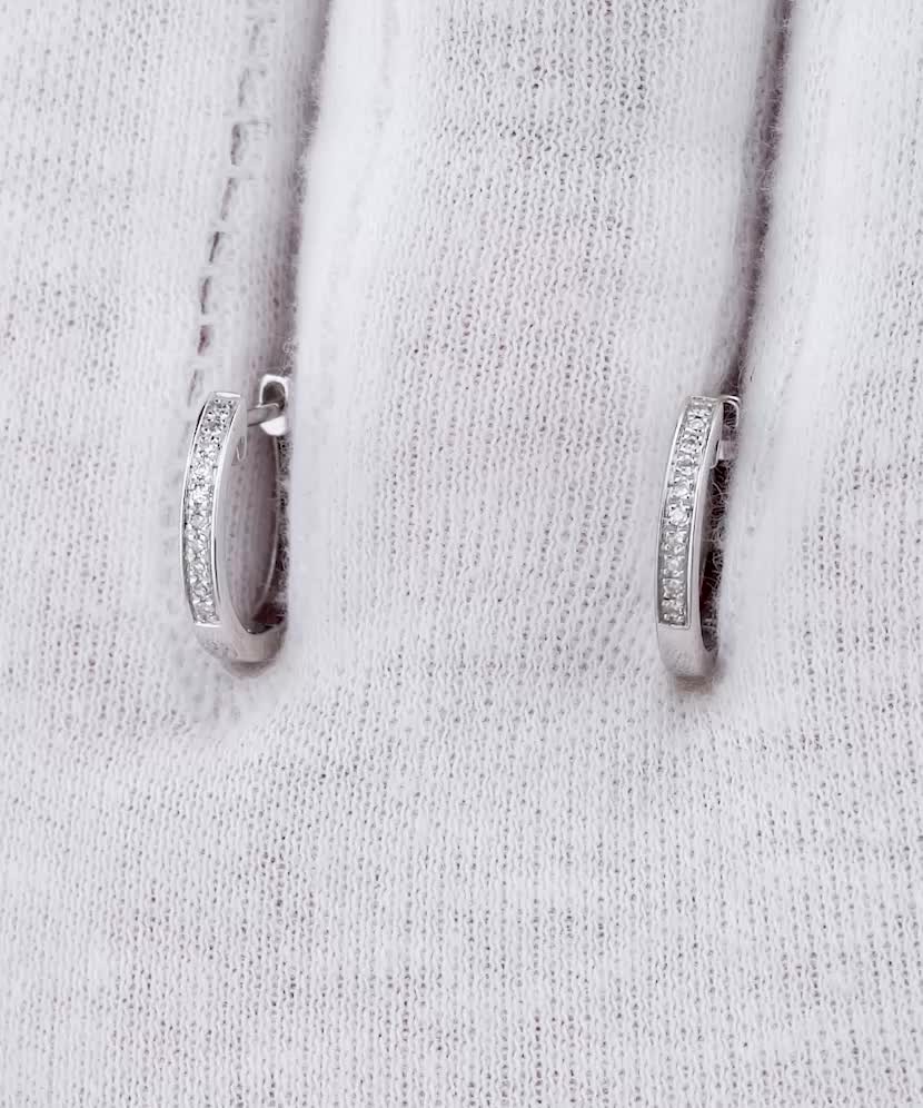 Серьги из белого золота с бриллиантами