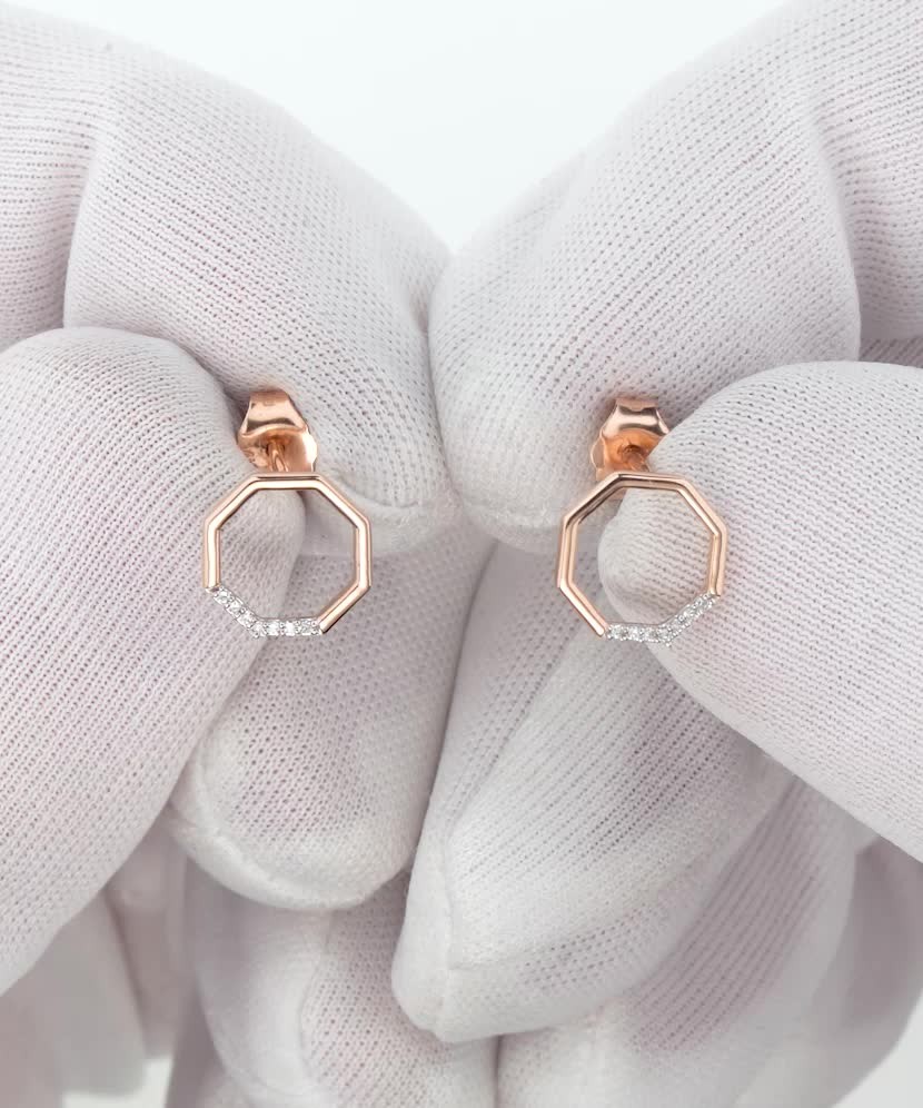 Золотые серьги с алмазами