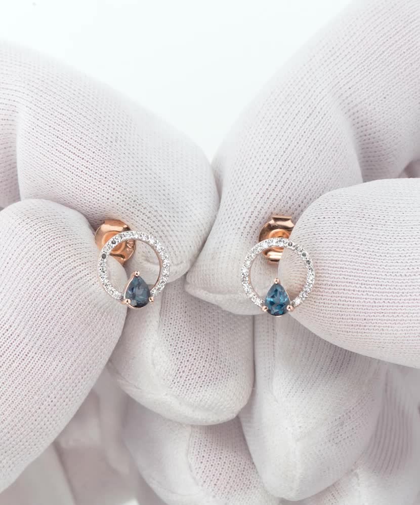 Zelta auskari ar Londonas topāzu un briljantiem - Goldinga