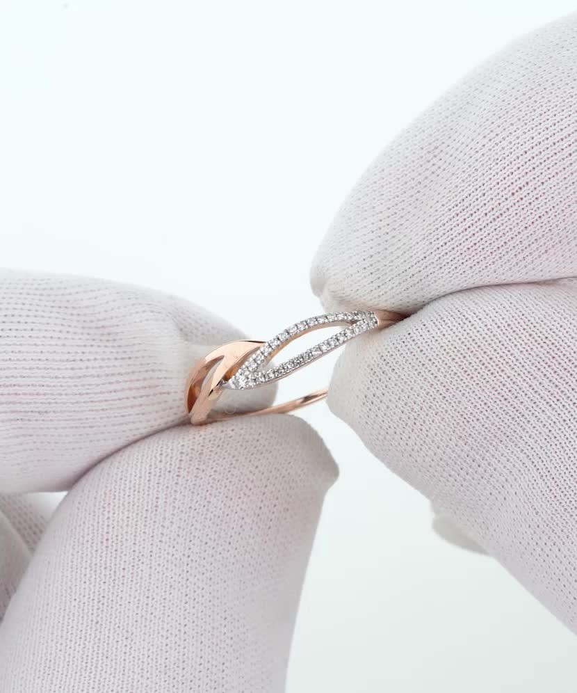 Золотое кольцо с алмазами